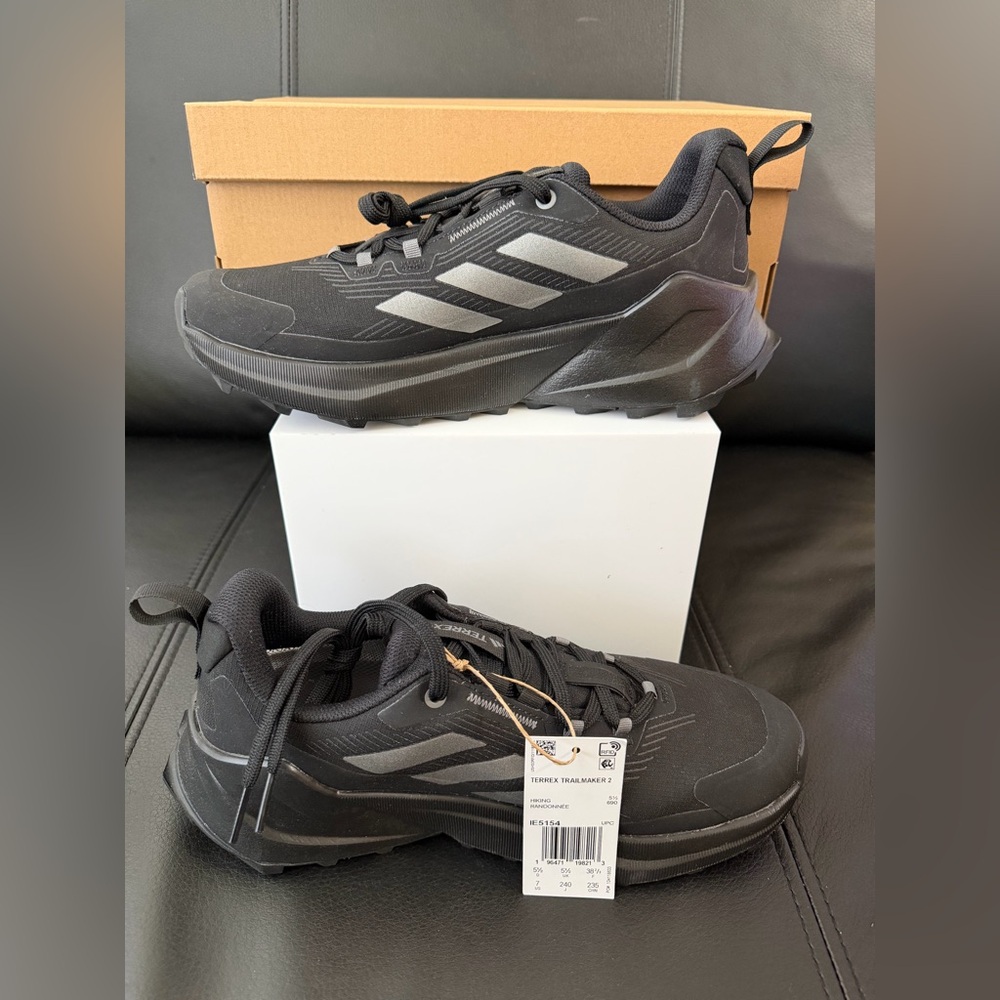 Adidas TERREX TRAILMAKER 2.0 GORE-TEX HIKING
SHOES (women) Core Black Size NIB